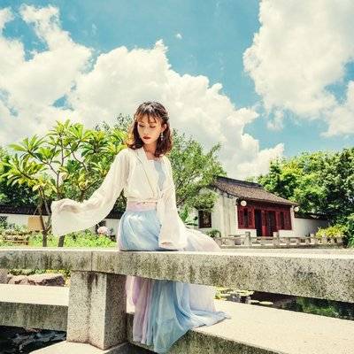 汉服模特
