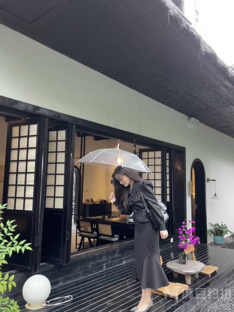 妆容模特