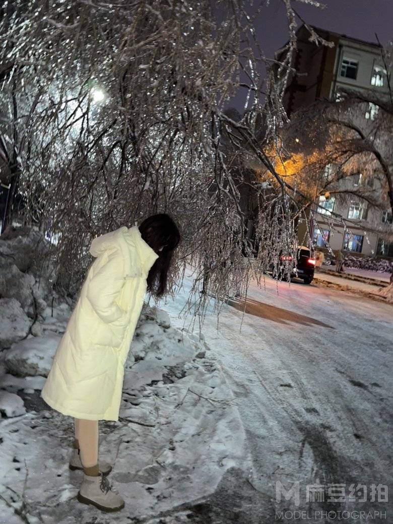 夜景模特