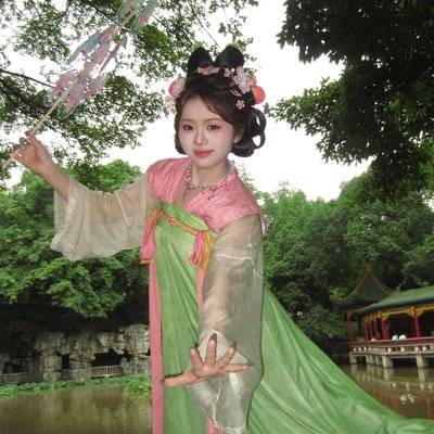 汉服模特