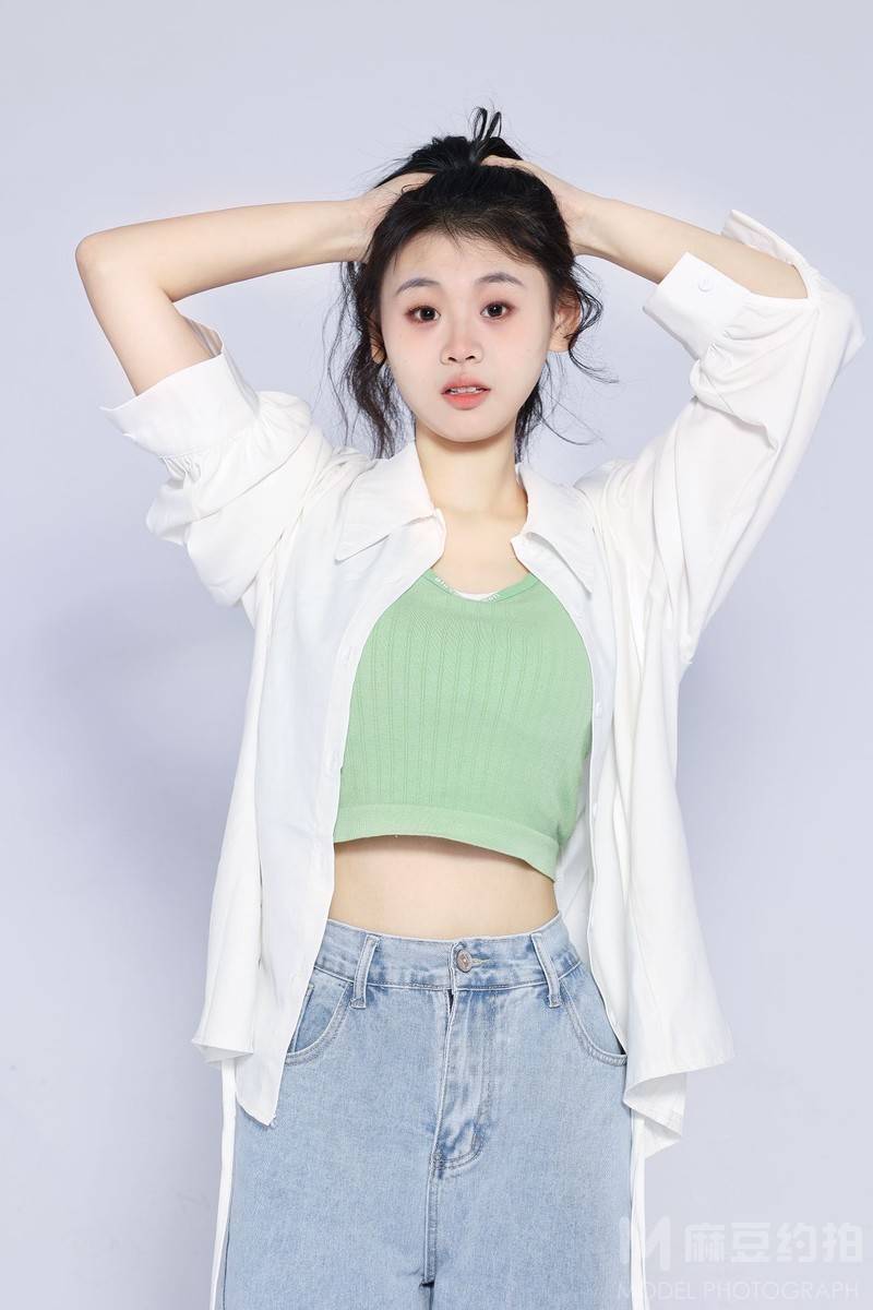 校园模特