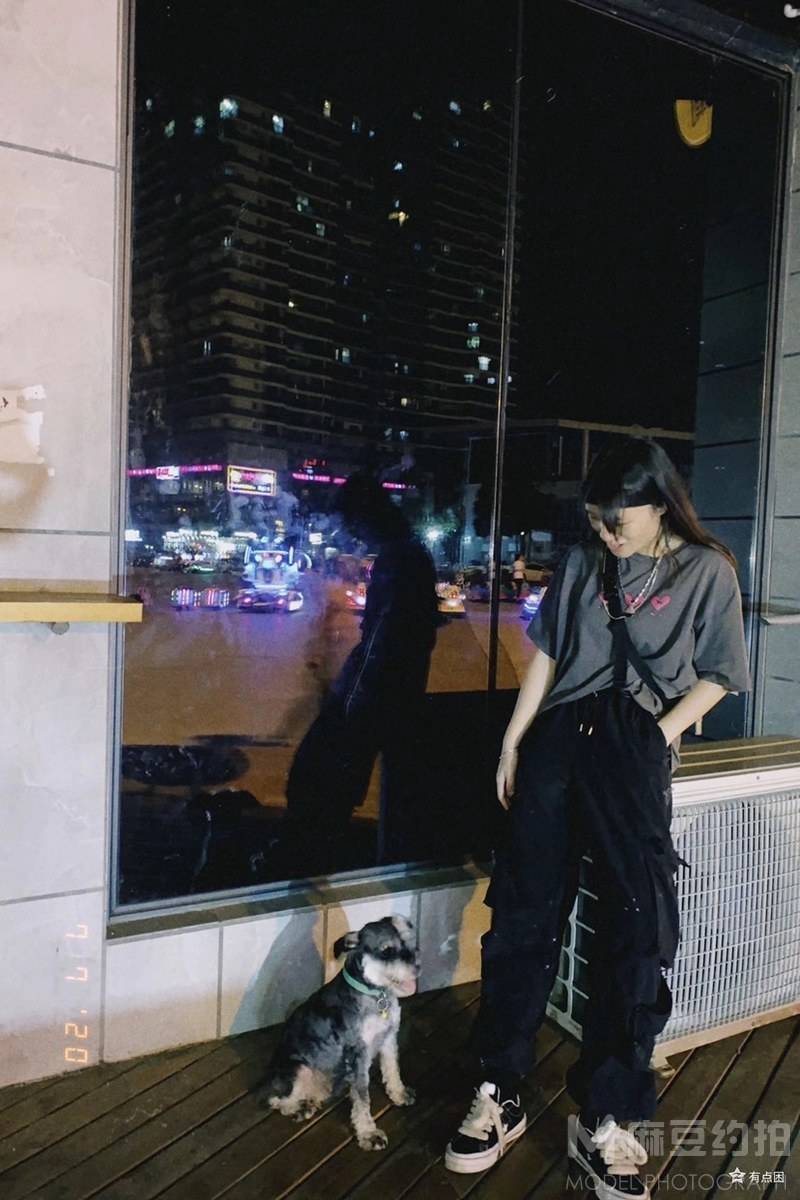 校园模特