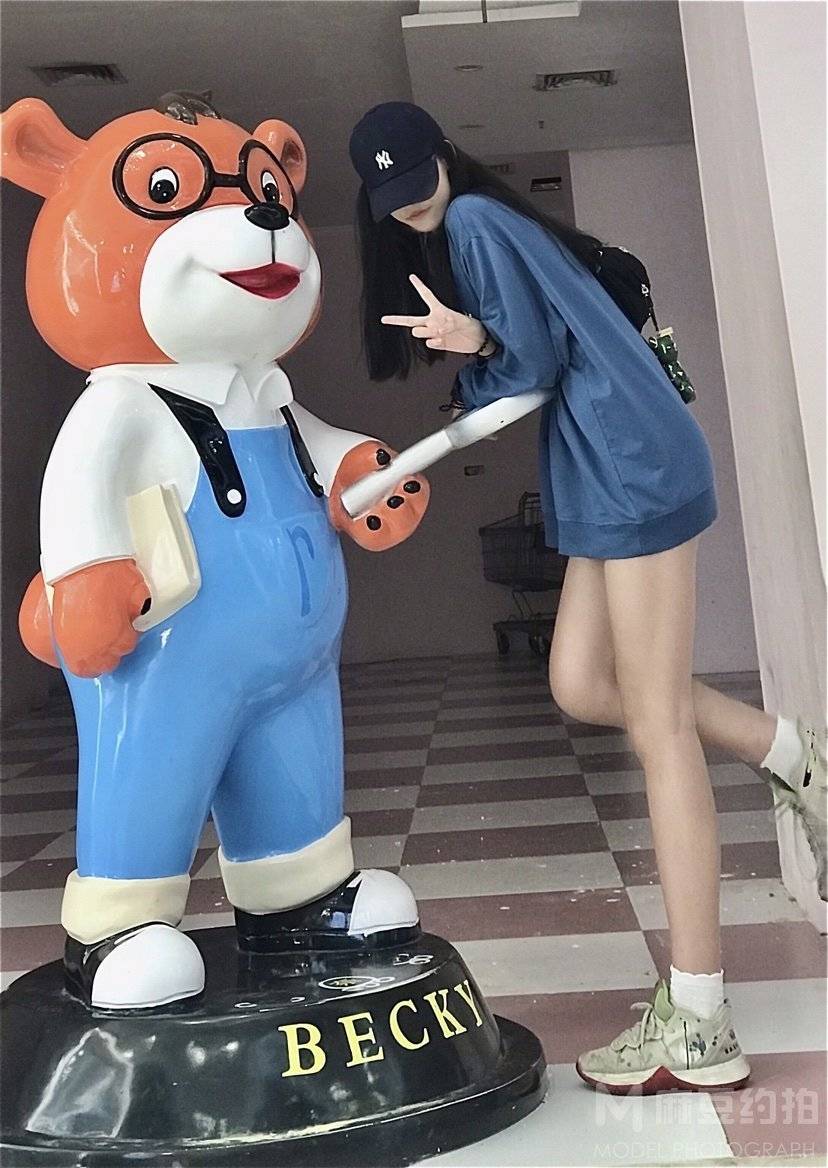 校园模特