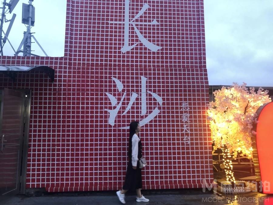 黑白模特