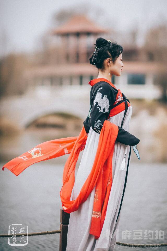 汉服模特