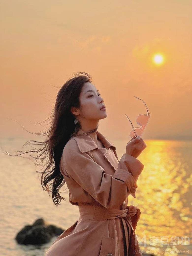 宝丽来模特