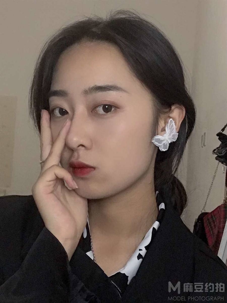胶片模特