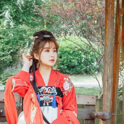 汉服模特