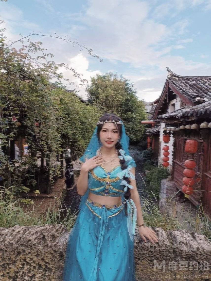 妆容模特