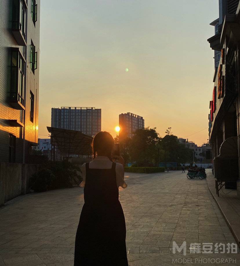 清新模特