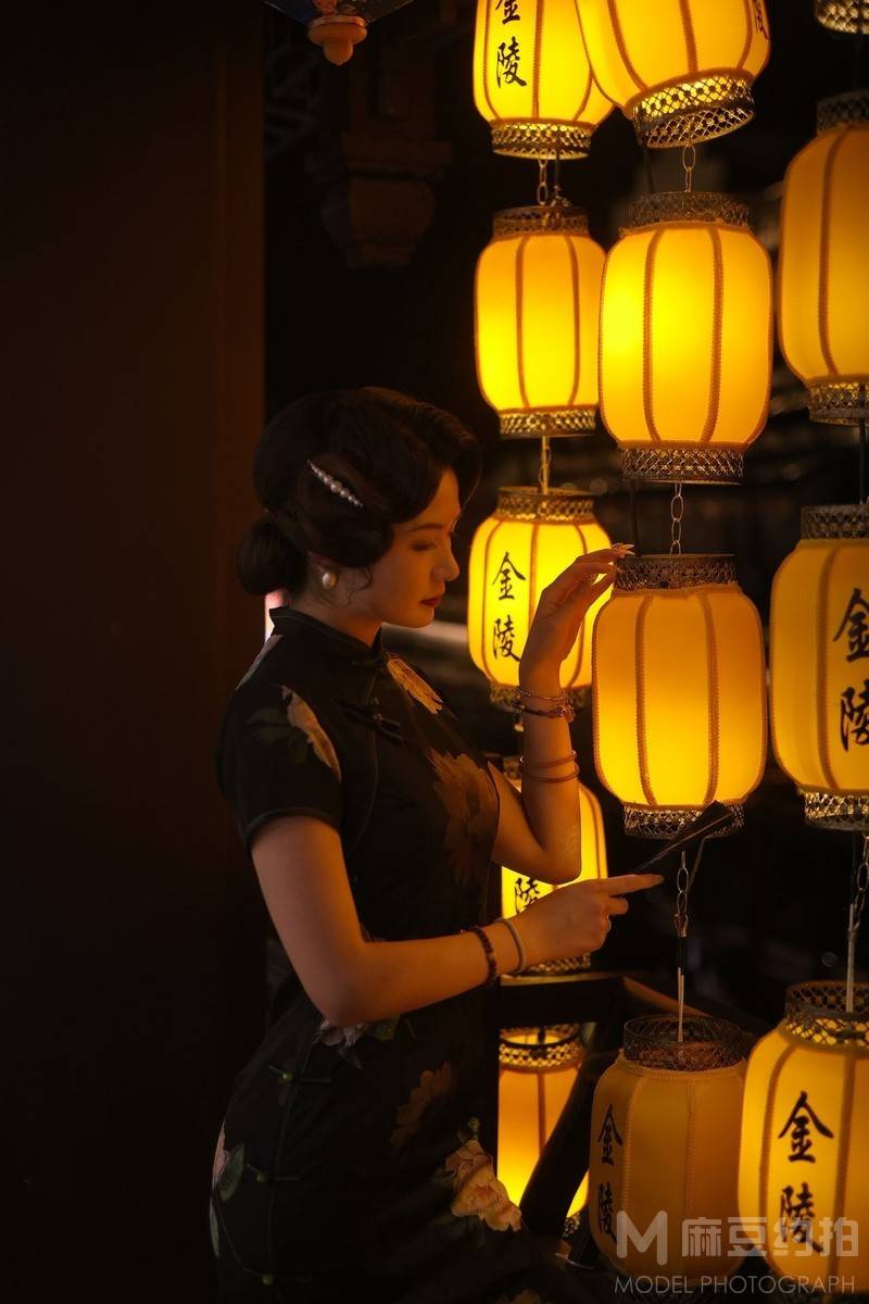 夜景模特