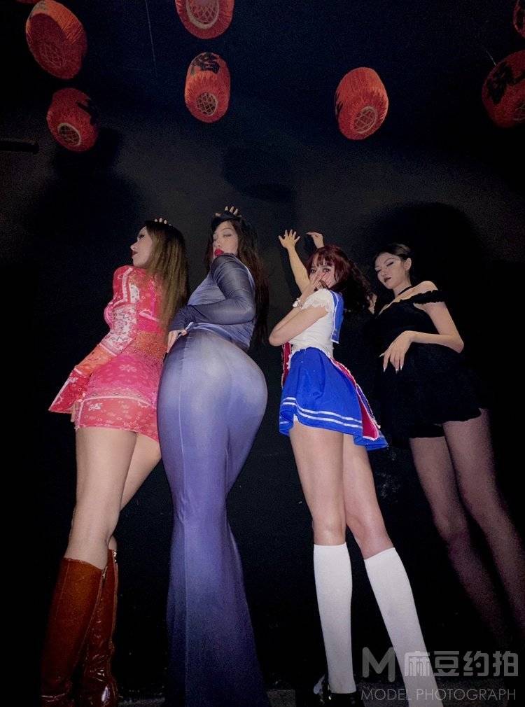 胶片模特