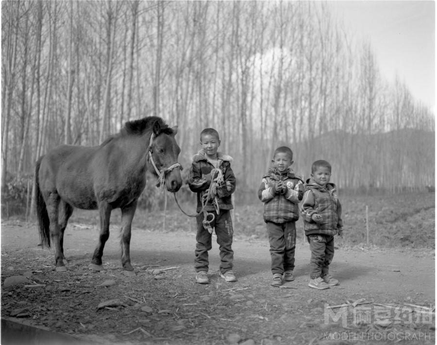 黑白模特