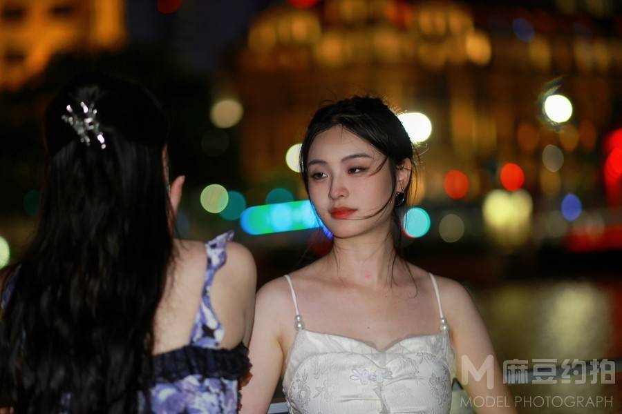 夜景模特