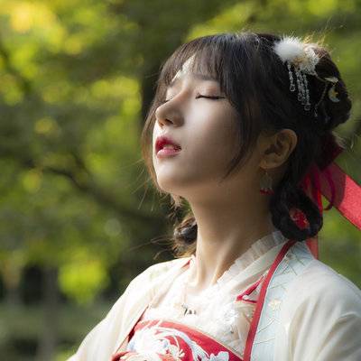 汉服模特