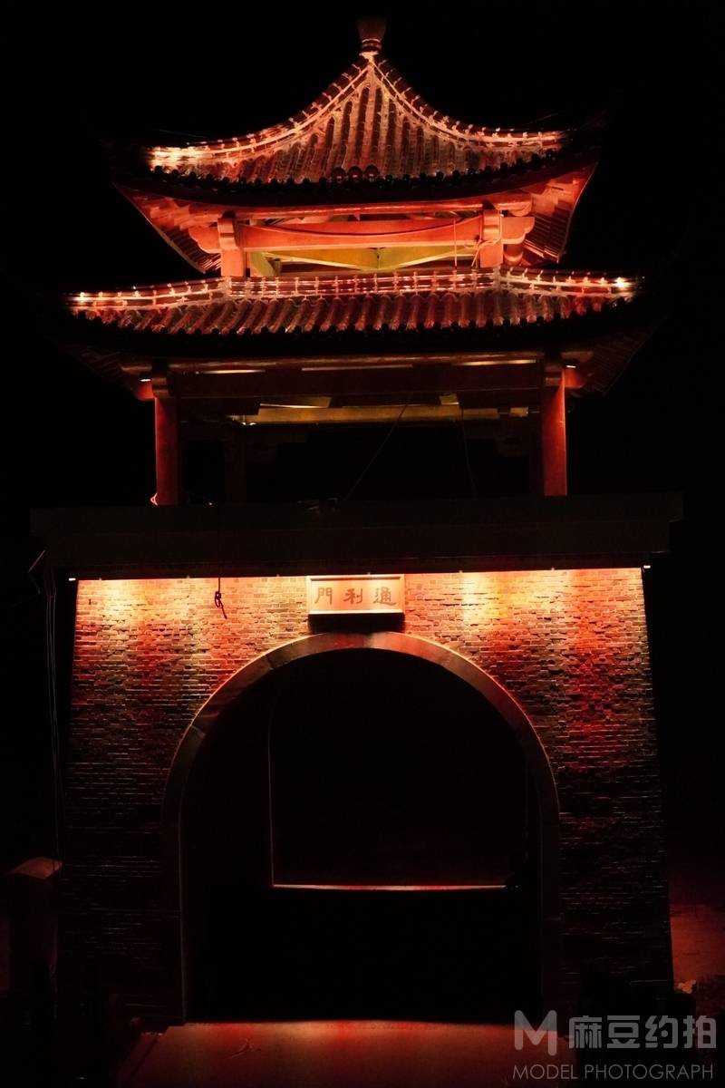 夜景模特