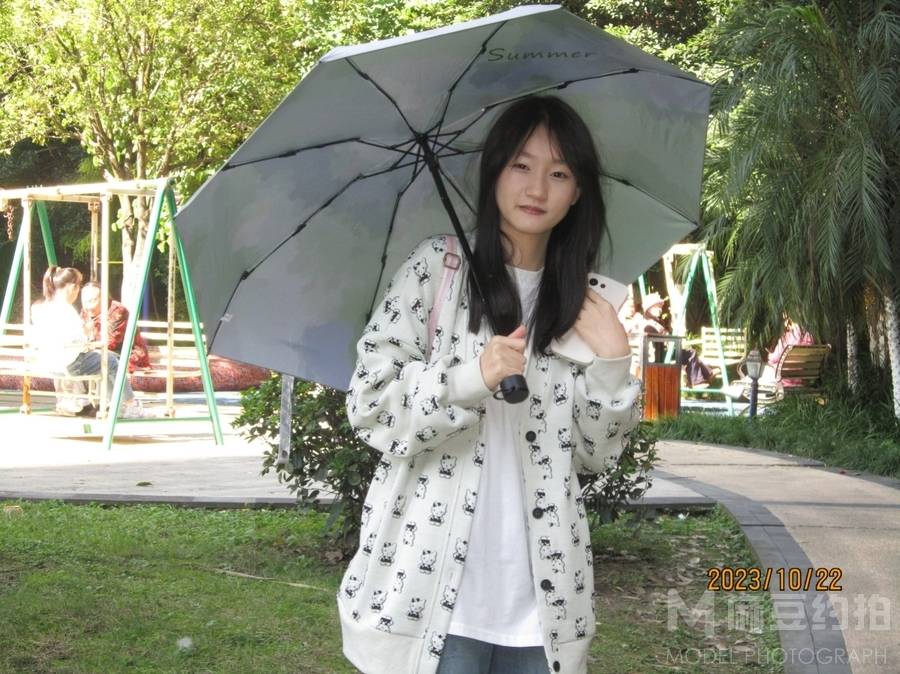 清新模特