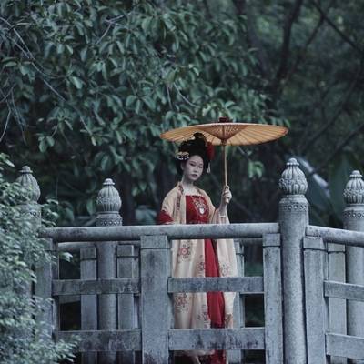 汉服模特