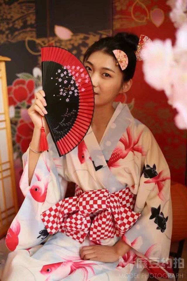 和服模特