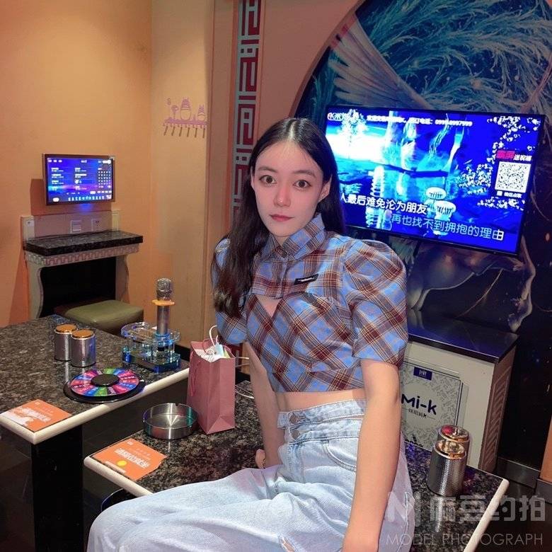 清新模特