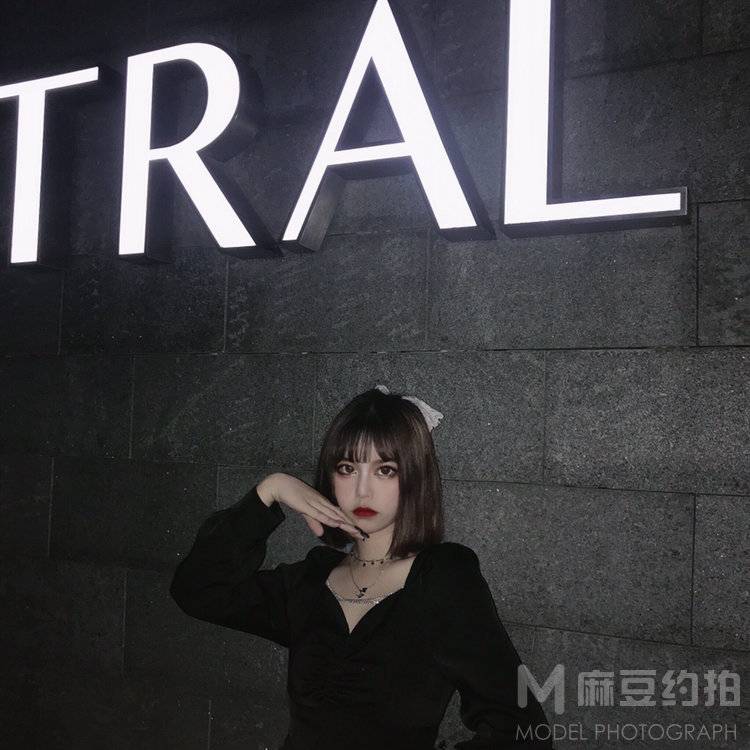 暗黑模特