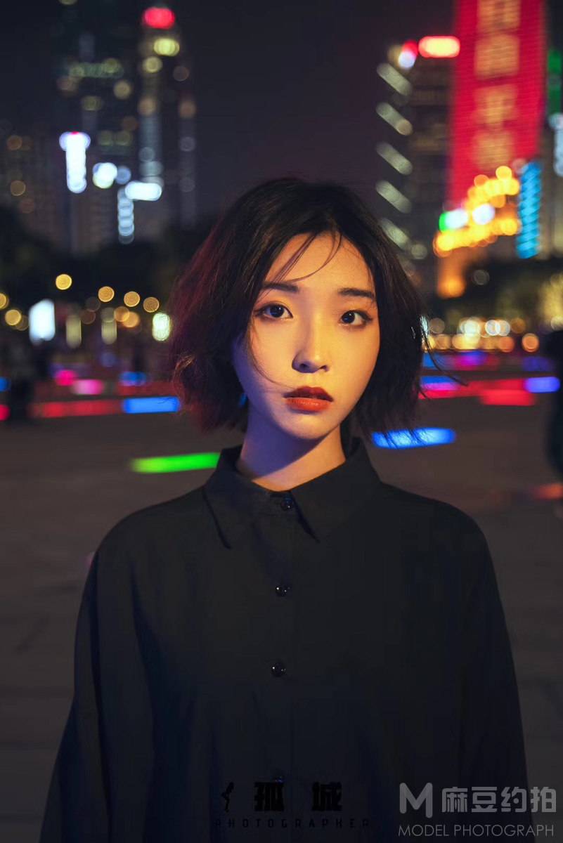 夜景模特