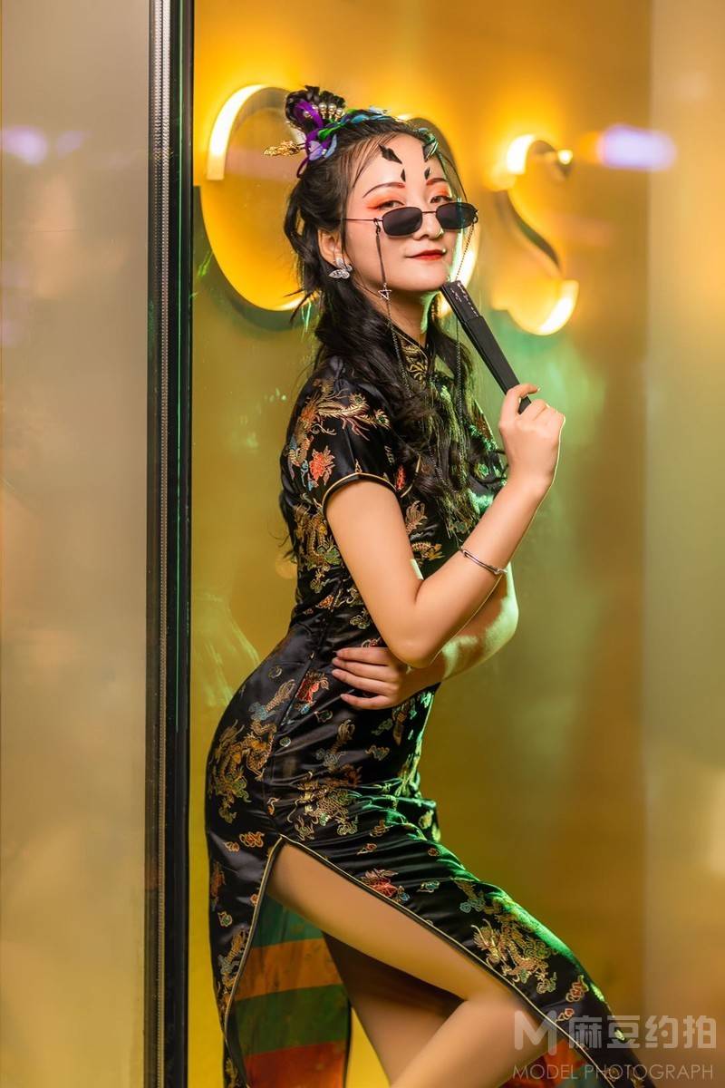 妆容模特