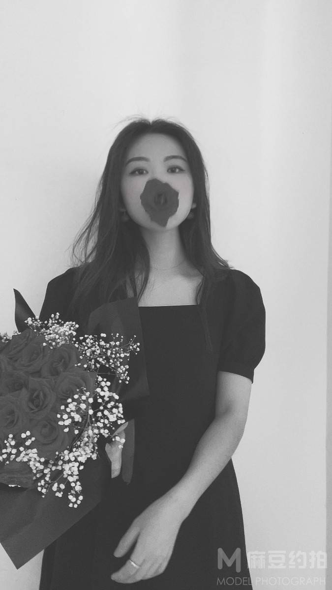 黑白模特