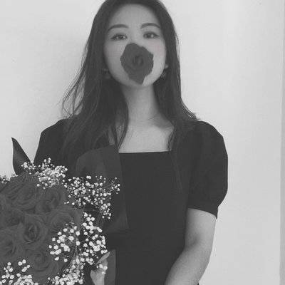 黑白模特