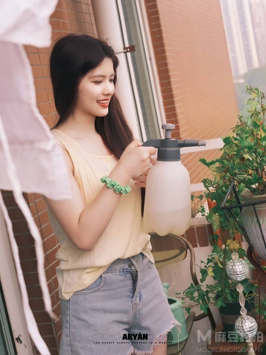 胶片模特