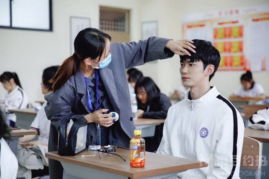 妆容模特