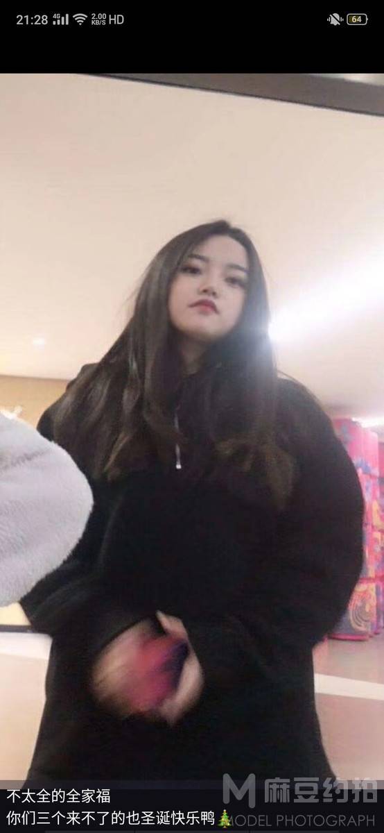 黑白模特