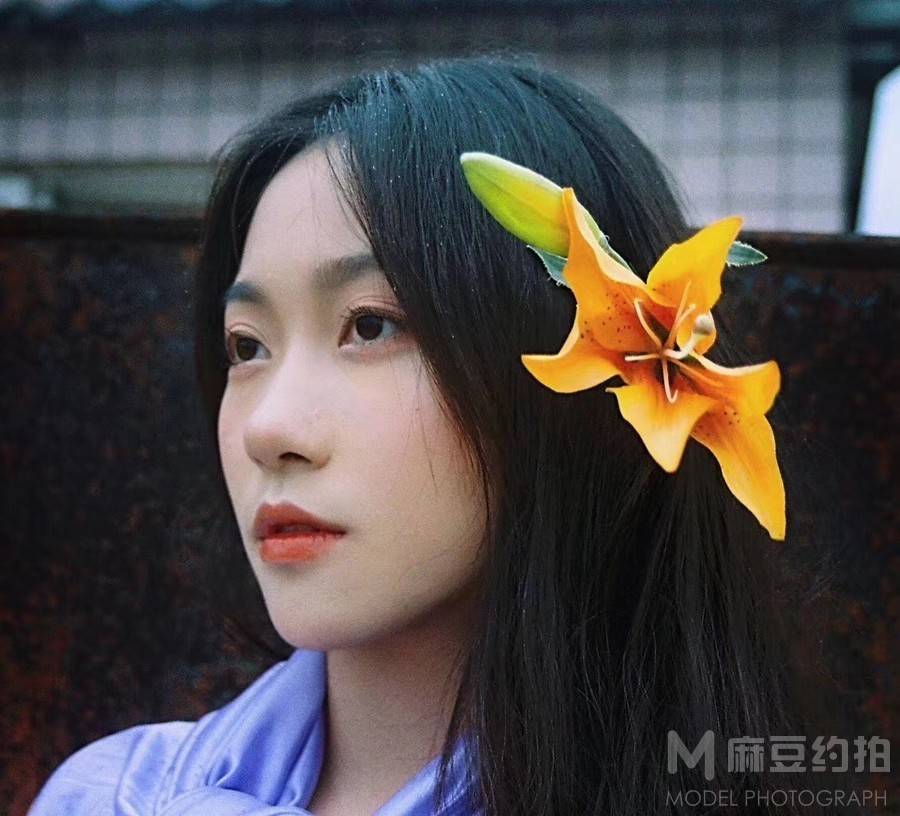 胶片模特