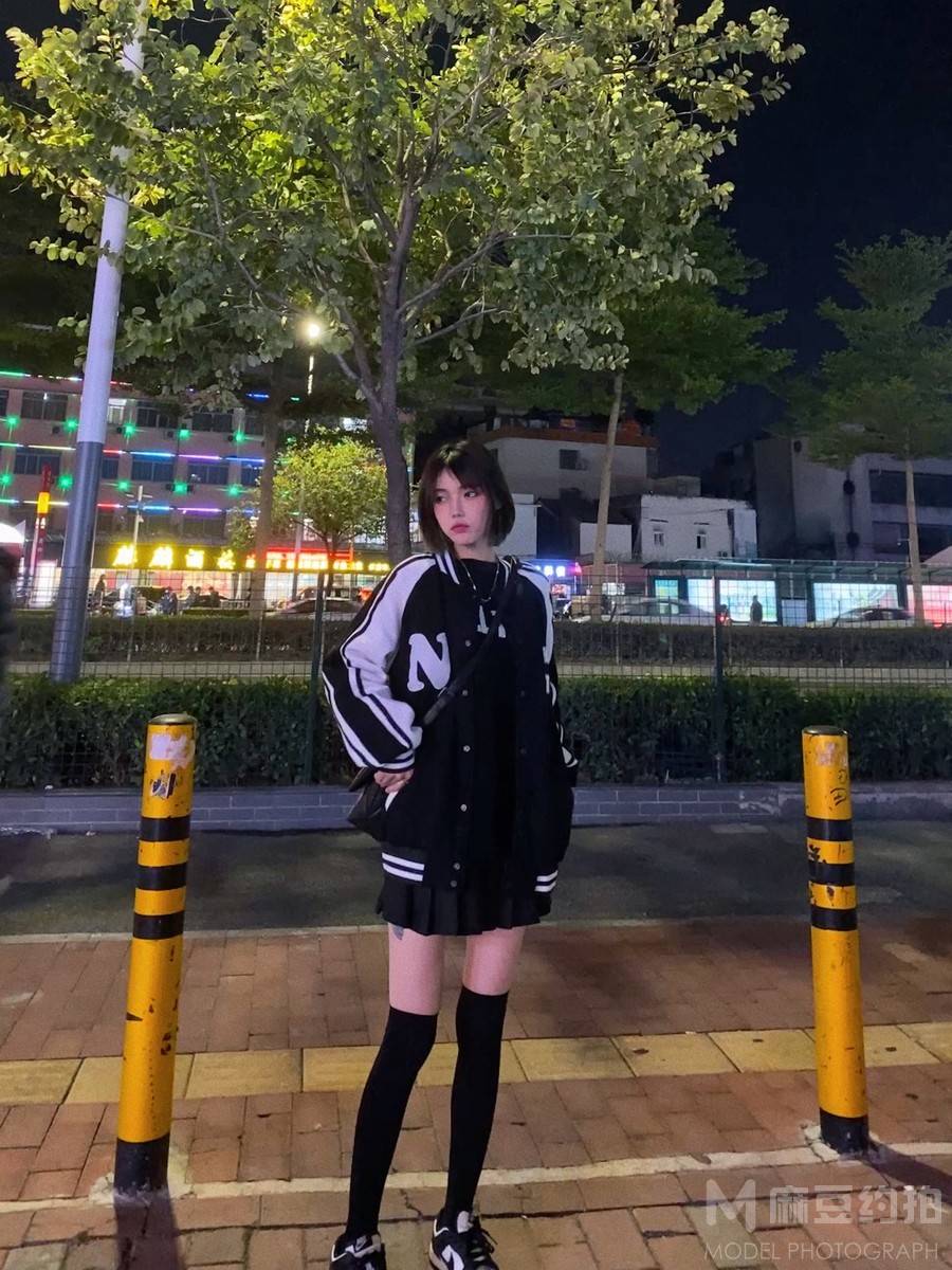 夜景模特