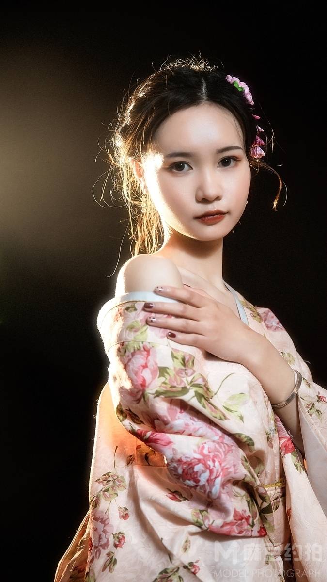 胶片模特