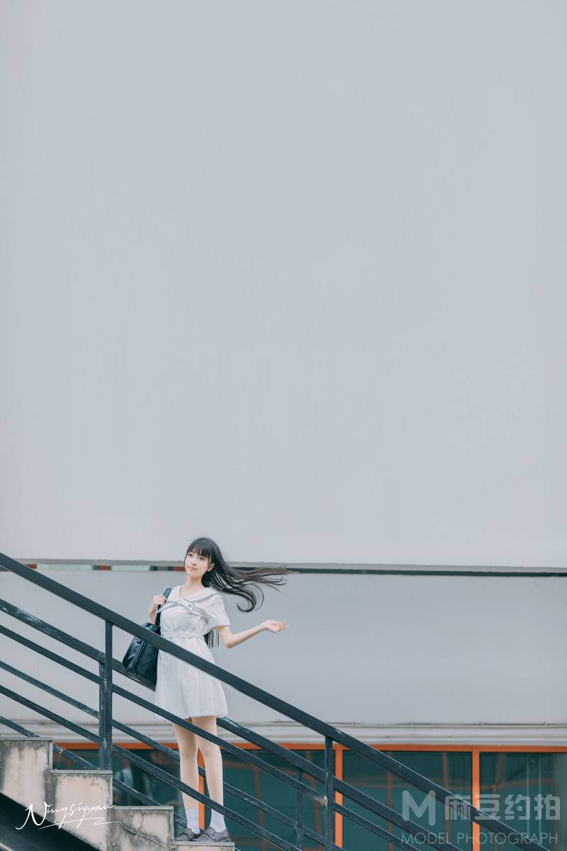 校园模特