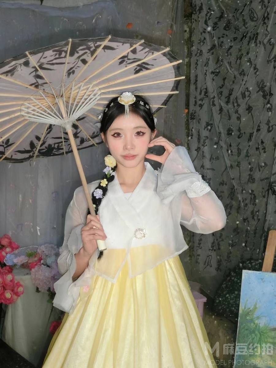 纪实模特