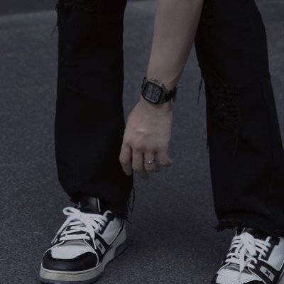 黑白模特