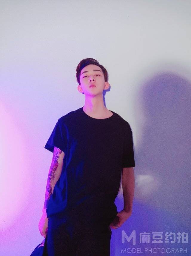 暗黑模特