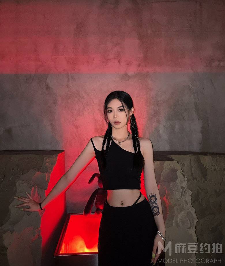 暗黑模特