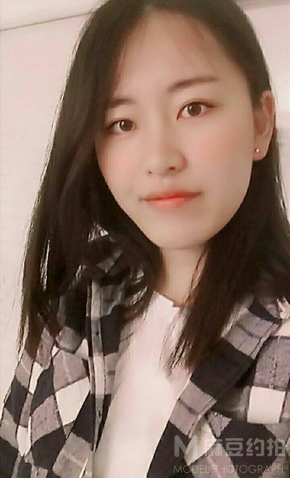 纪实模特
