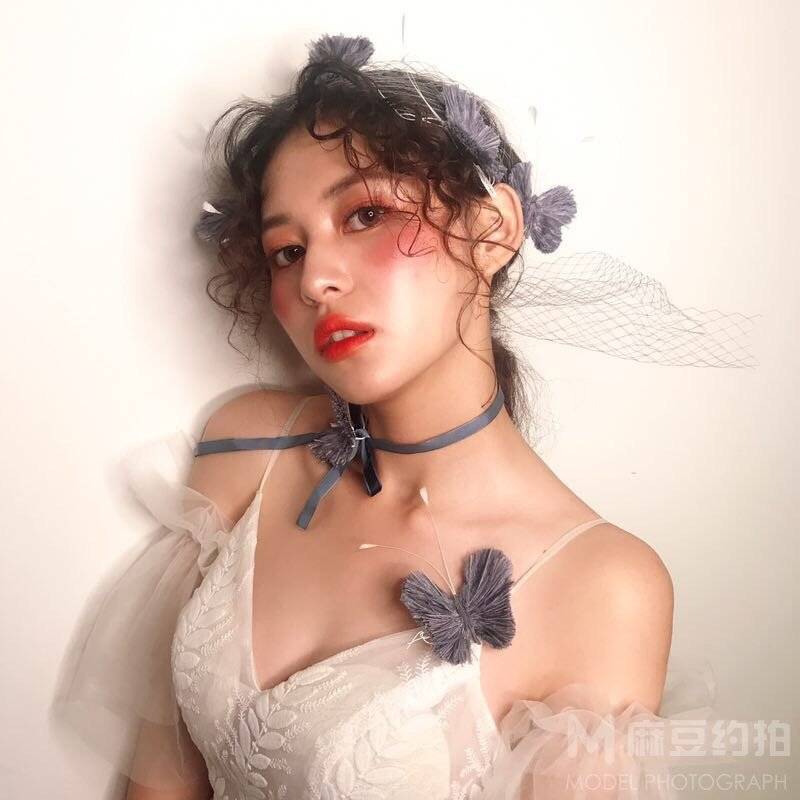 妆容模特