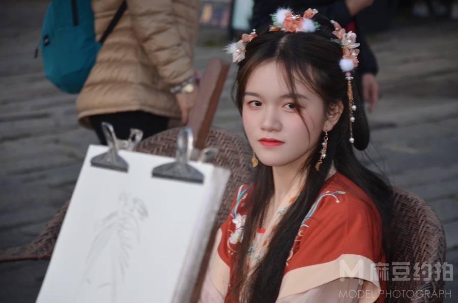 汉服模特