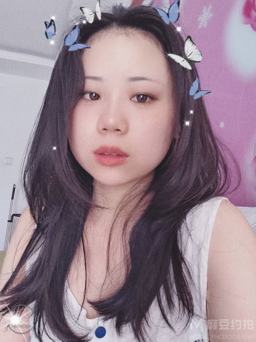 黑白模特