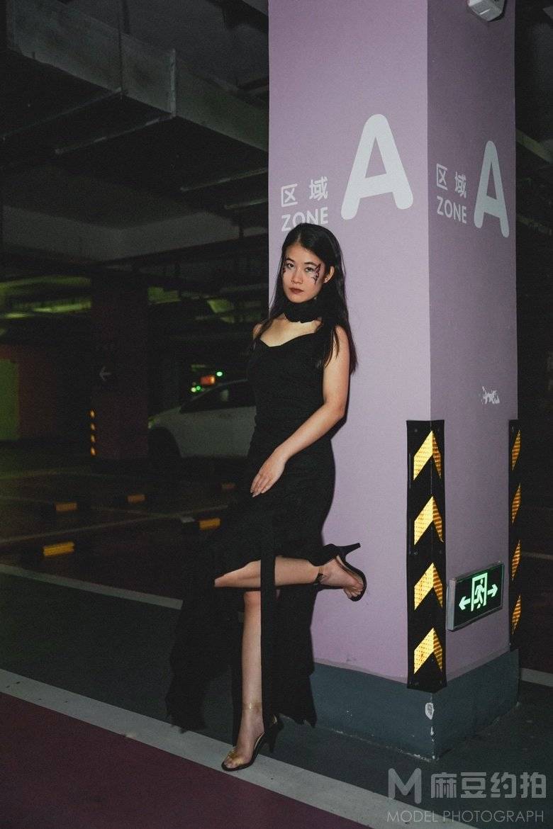 胶片模特