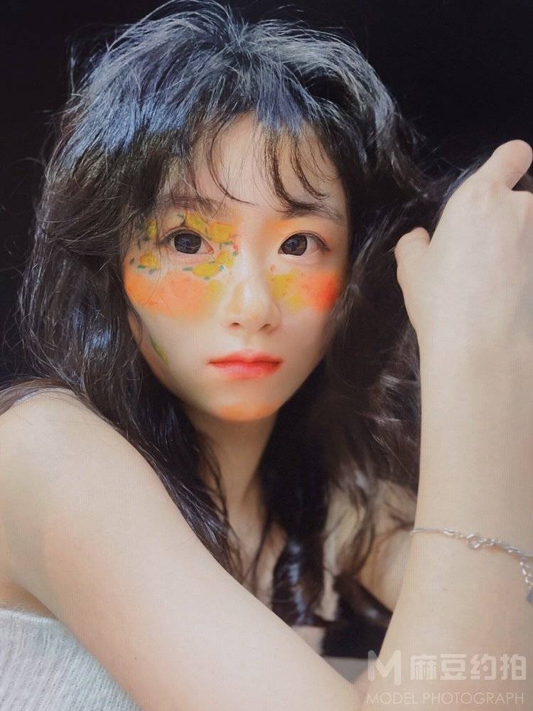 妆容模特