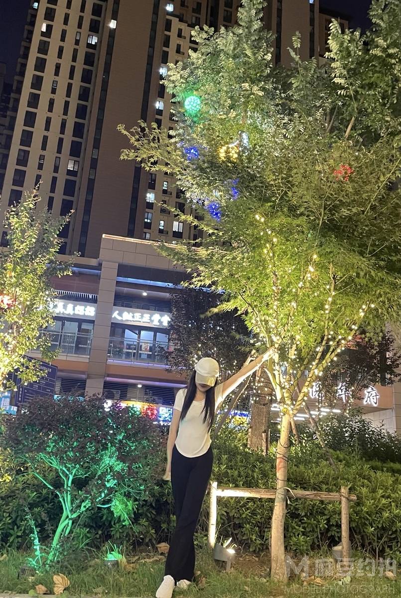 夜景模特