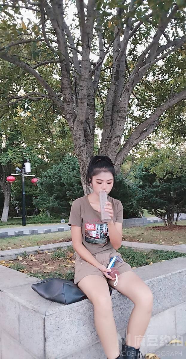校园模特