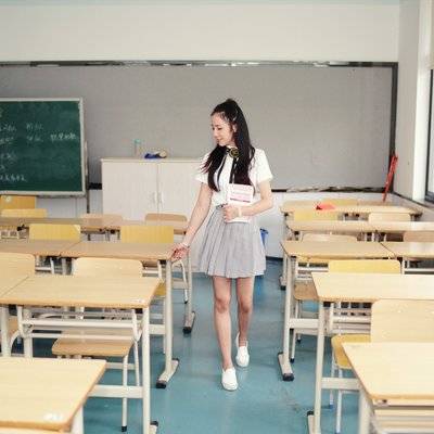 校园模特