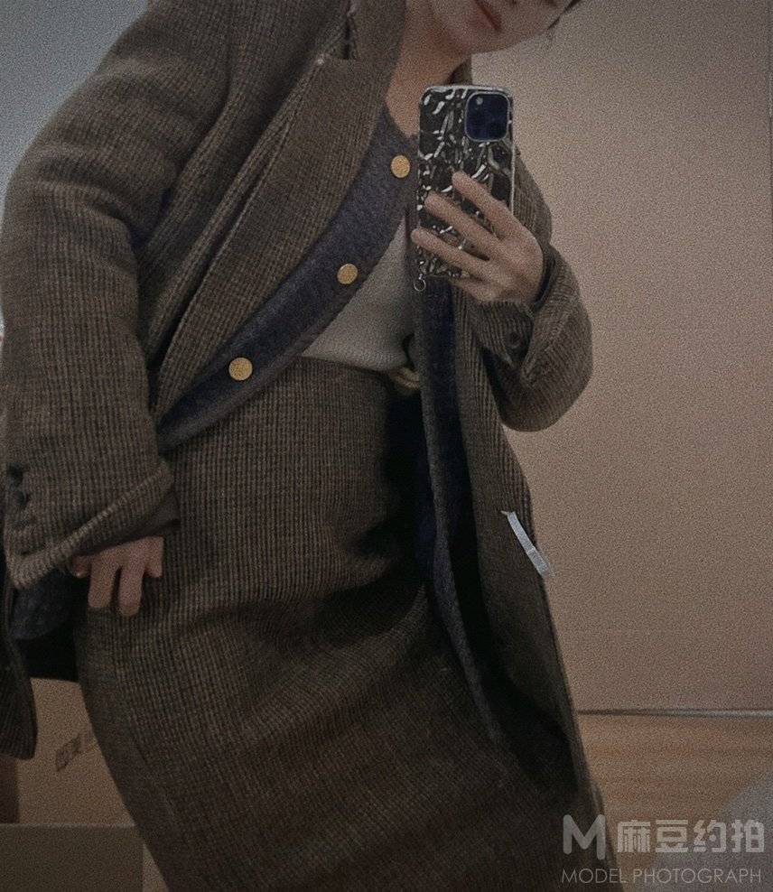 黑白模特